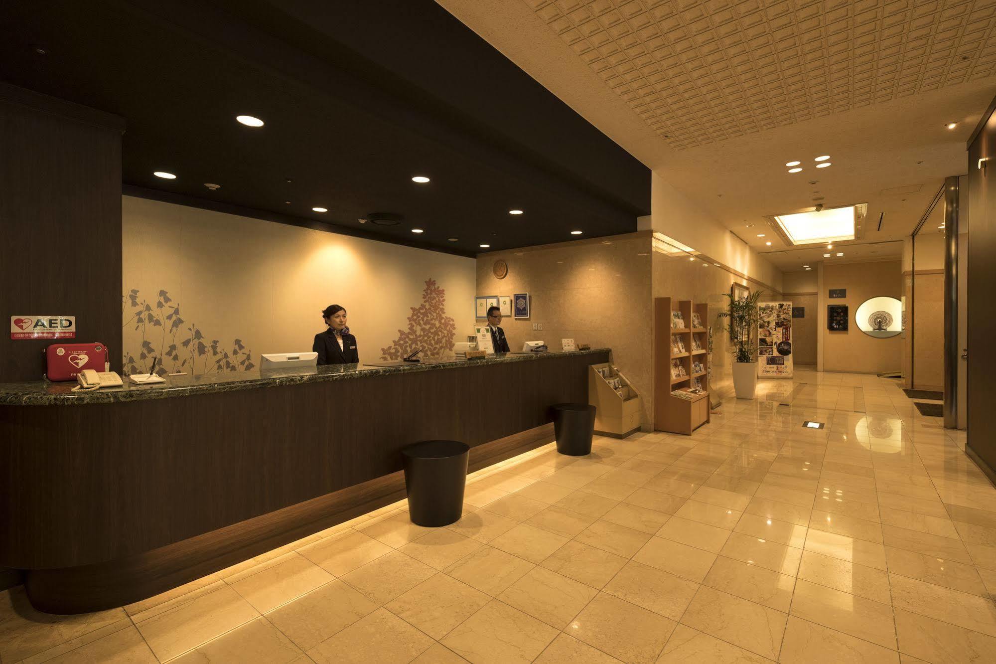 Kkr Hotel Kumamoto Exteriör bild