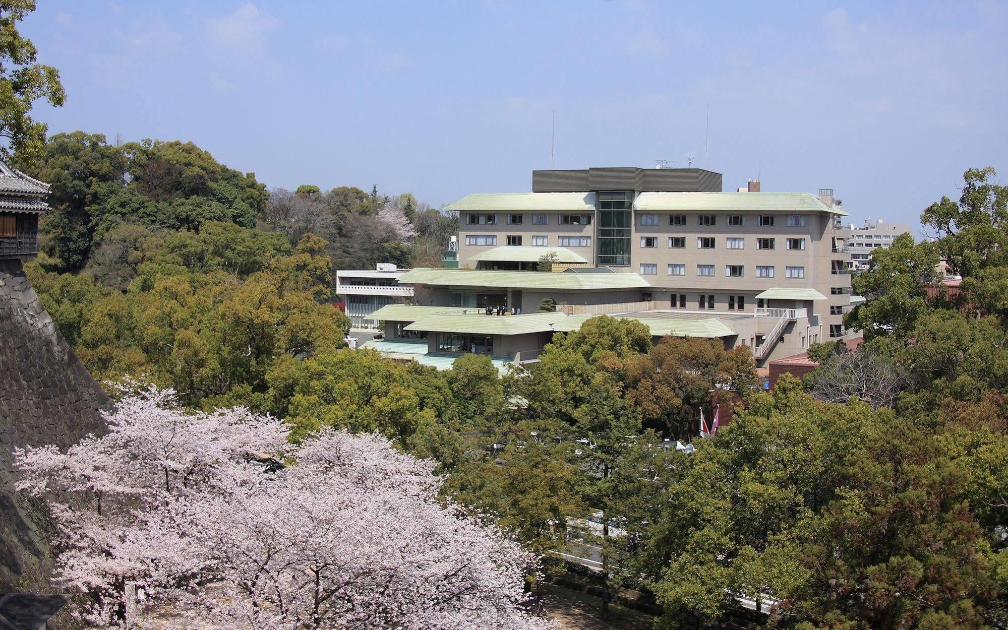 Kkr Hotel Kumamoto Exteriör bild